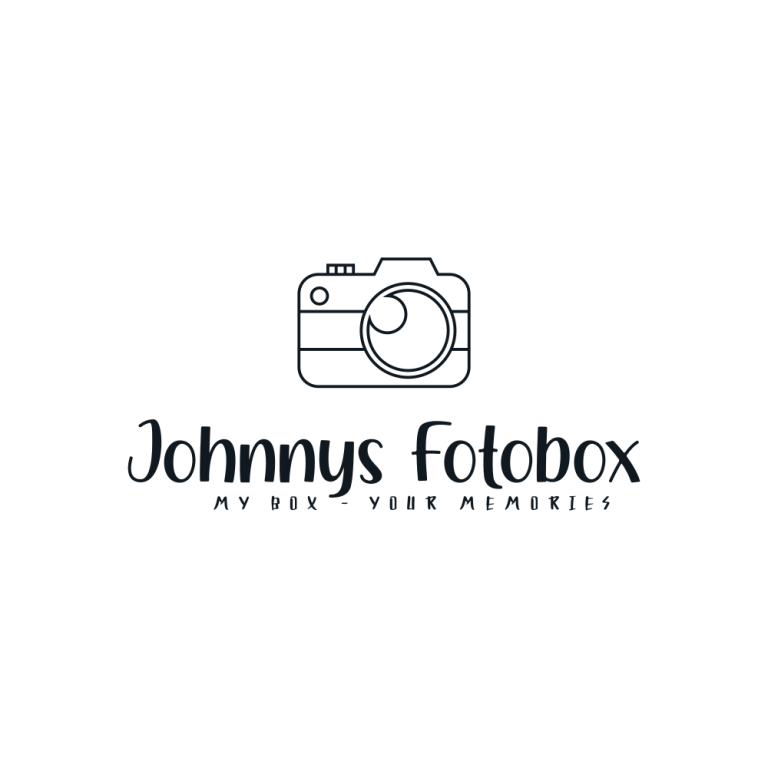Logo von Johnnys Fotobox mit Kamera-Illustration und Schriftzug. Die Fotobox für Beilngries, die Fotobox für Ingolstadt
